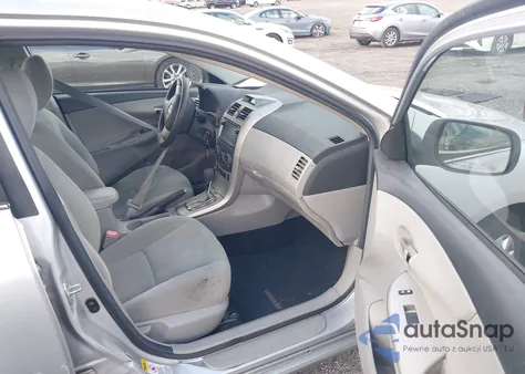 2013 Toyota Corolla Le z USA, uszkodzony, nr VIN 5YFBU4EE8DP144299